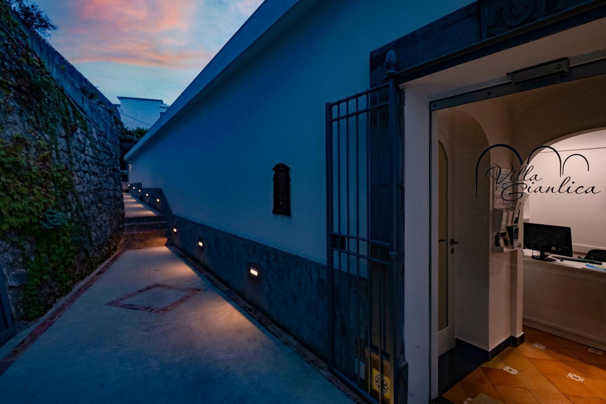 Villa Gianlica Праяно Екстериор снимка