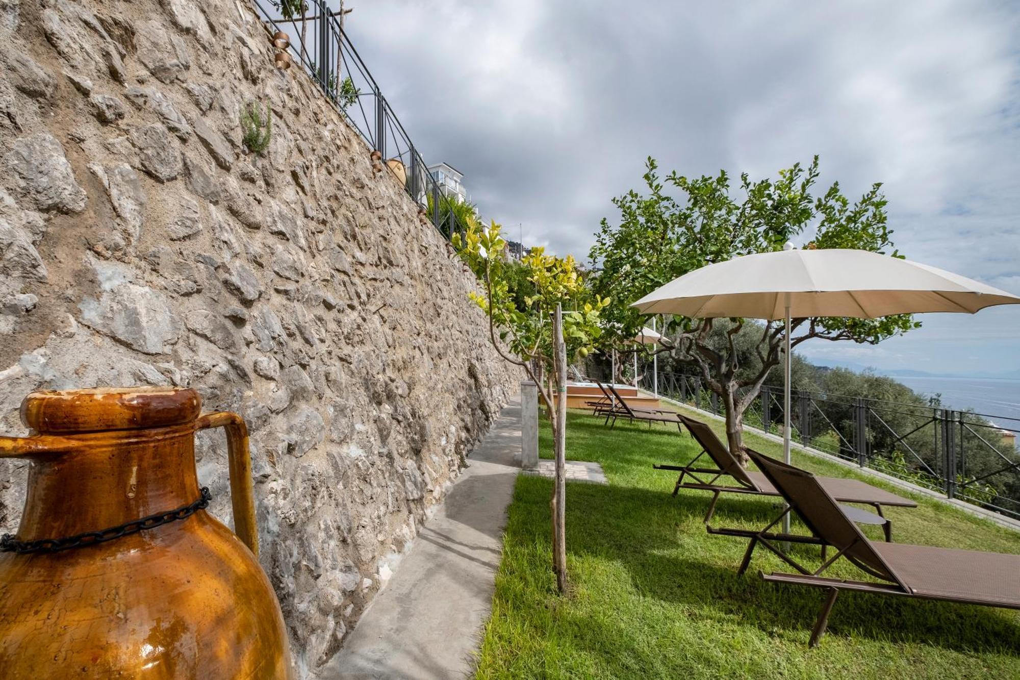 Villa Gianlica Праяно Екстериор снимка