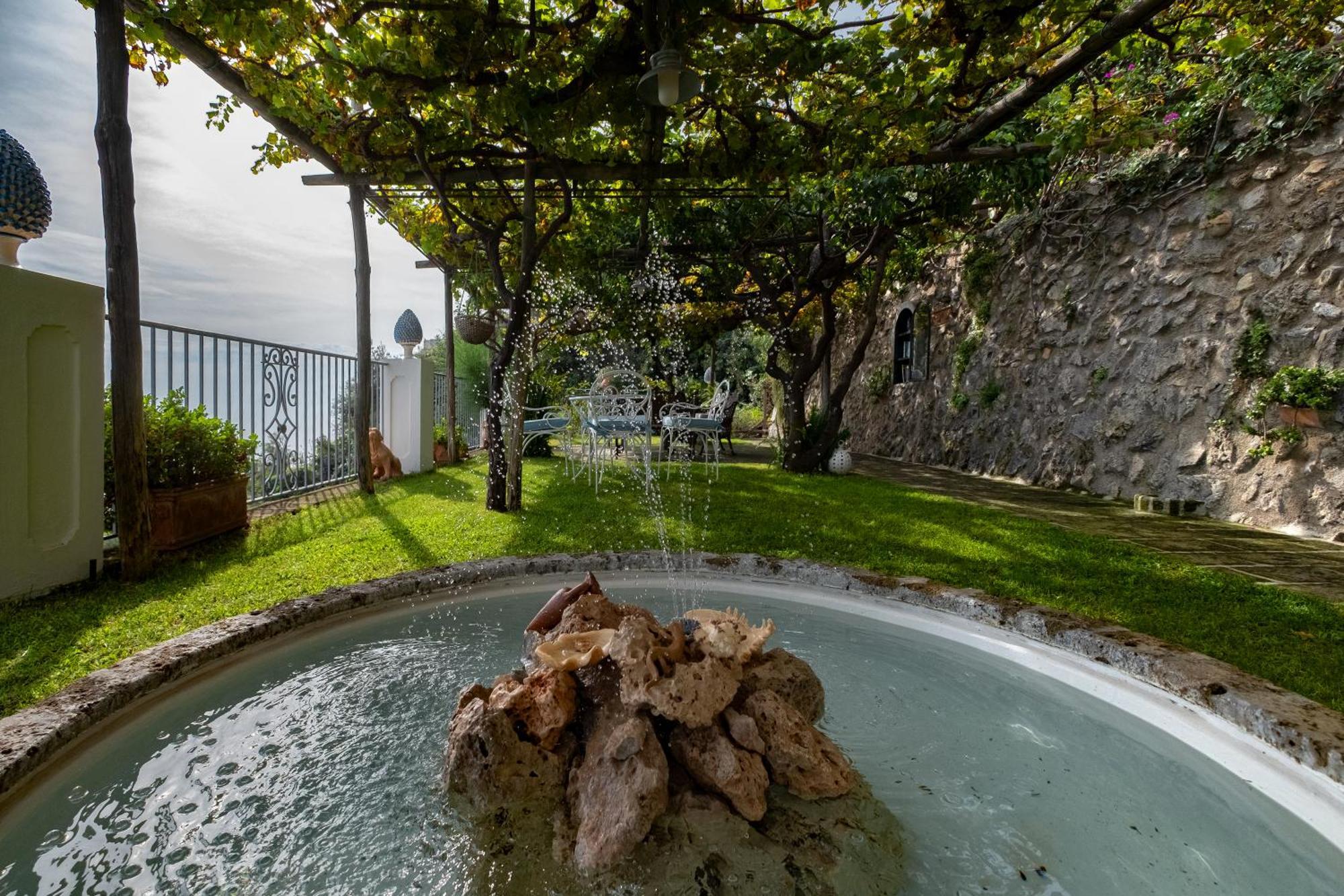 Villa Gianlica Праяно Екстериор снимка