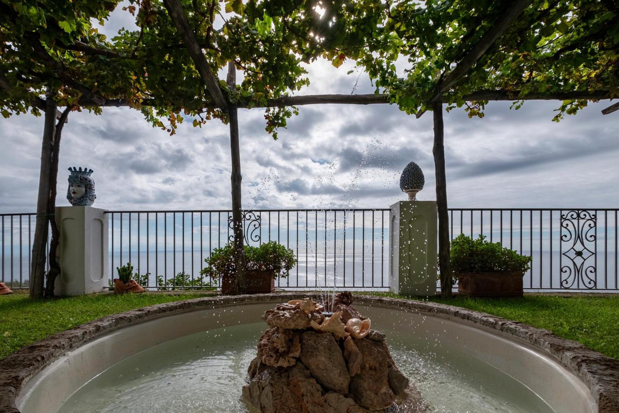 Villa Gianlica Праяно Екстериор снимка