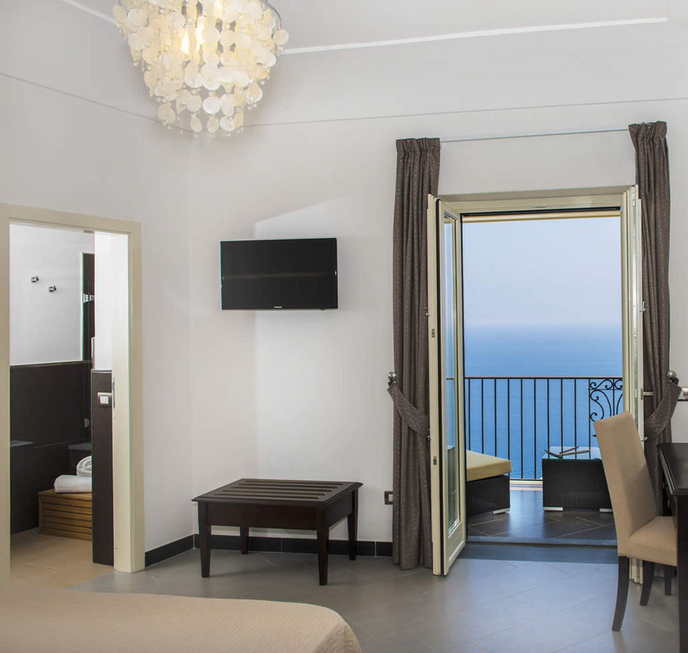 Villa Gianlica Праяно Екстериор снимка